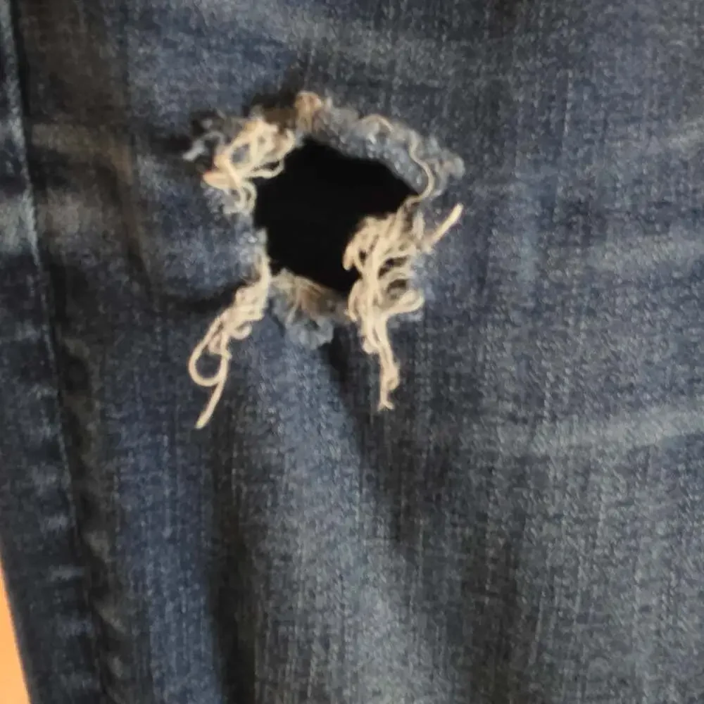 American Eagle AirFlex+ Patched Skinny Jean 34×30